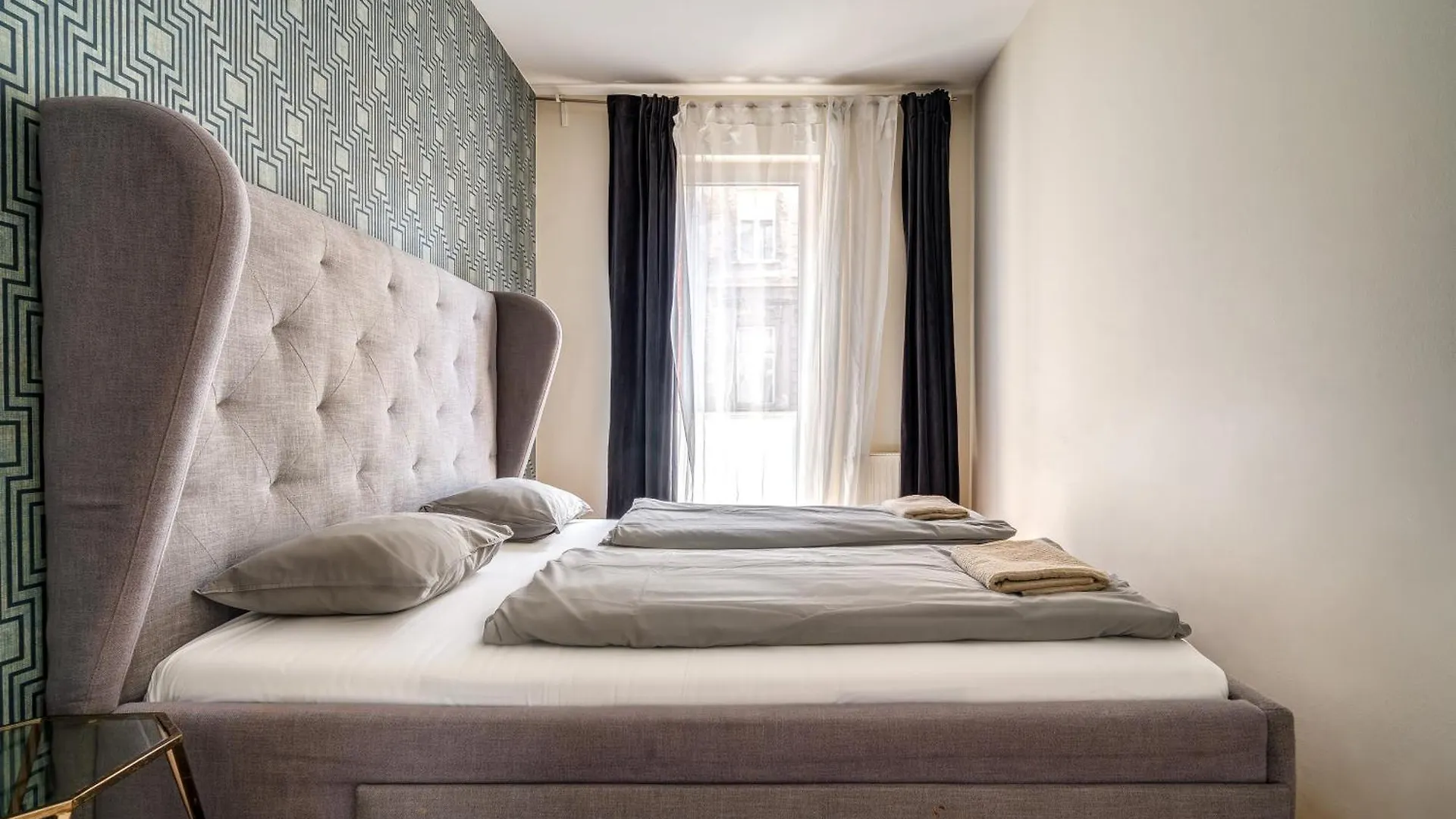 Akacfa 413 1 Bedroom Aircon Center Apartment Budapest