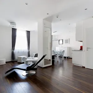  Apartment Square 2 Bedrooms - Michaelides Voeroesmarty Square Residences