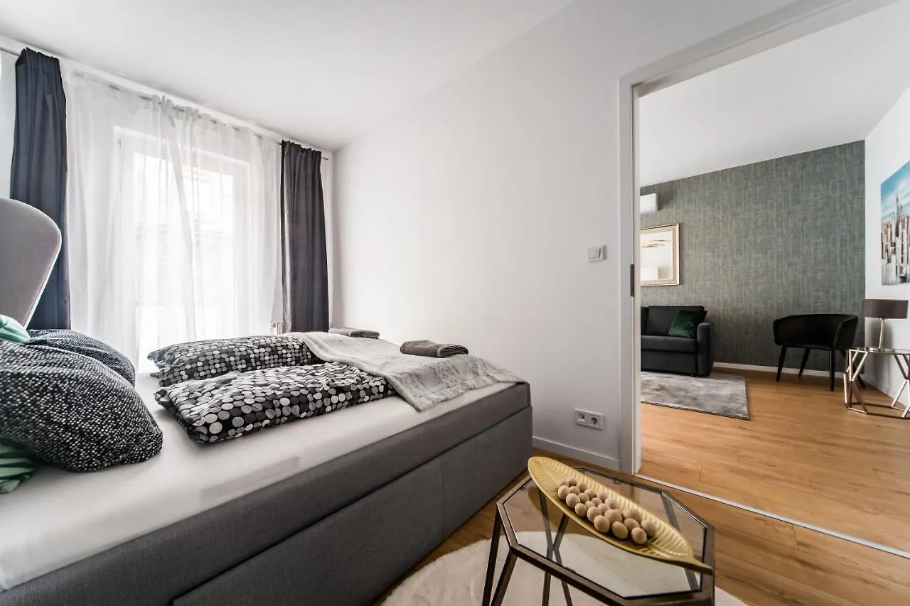 Akácfa 413 Luxury AirCon Center Apartment Budapest